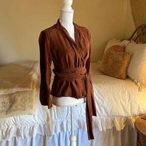 Beautiful brown rayon v-neckline with front tie wrap blouse. Size L, fits S-M